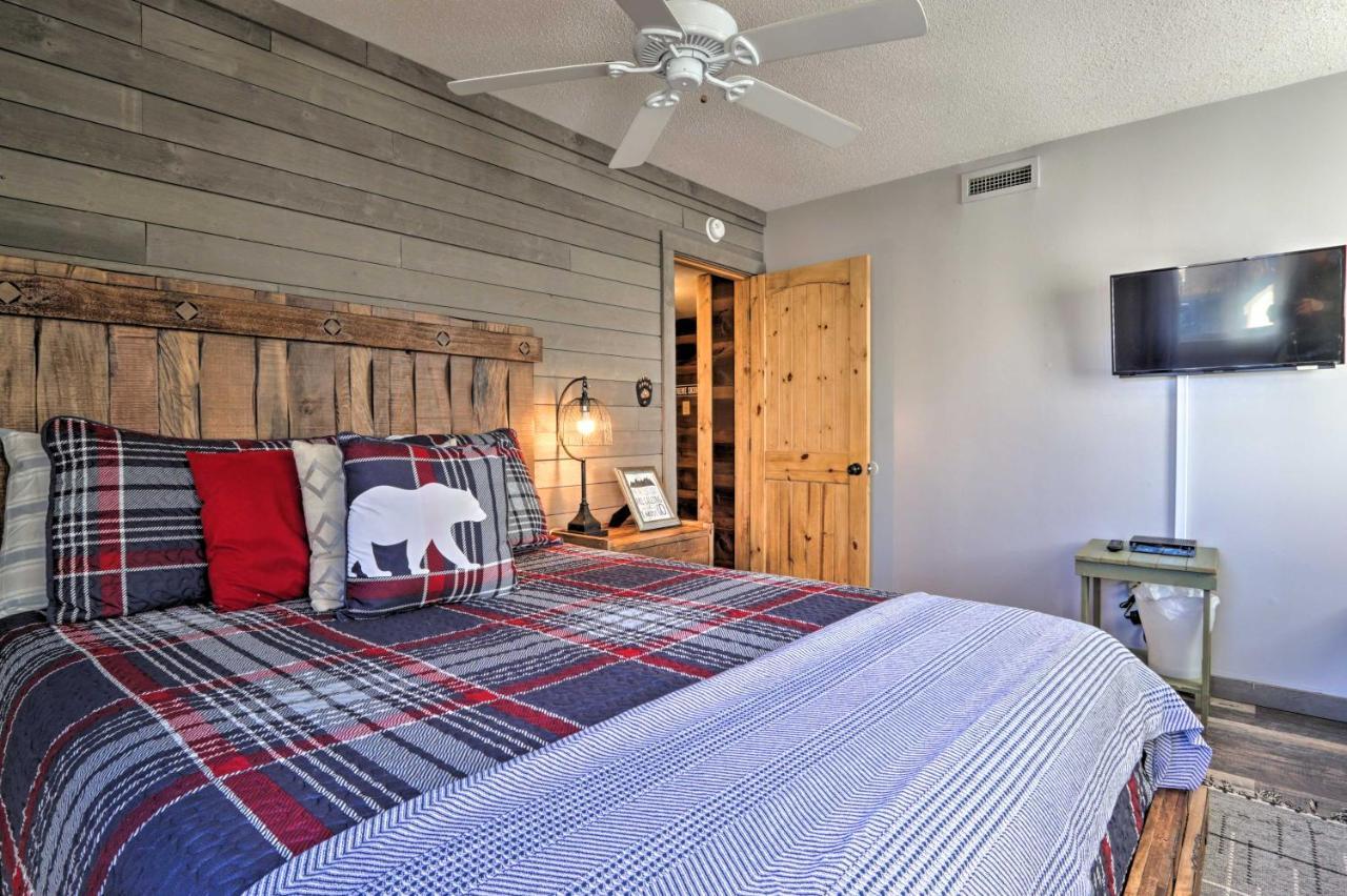 Unique Smokies Ski Shack With Mountain-Top View Гатлинбург Экстерьер фото
